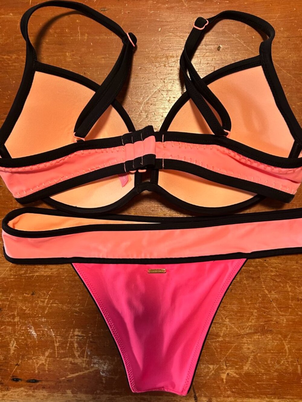 Victoria's Secret Bikini - Two Piece - Top 34D; Bottoms XS - Picture 2 of 7